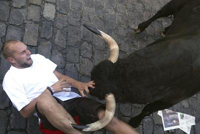 20070713181701-herida-pierna-san-fermin.jpg