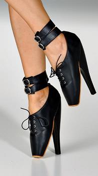 20071121102032-shoes2.jpg